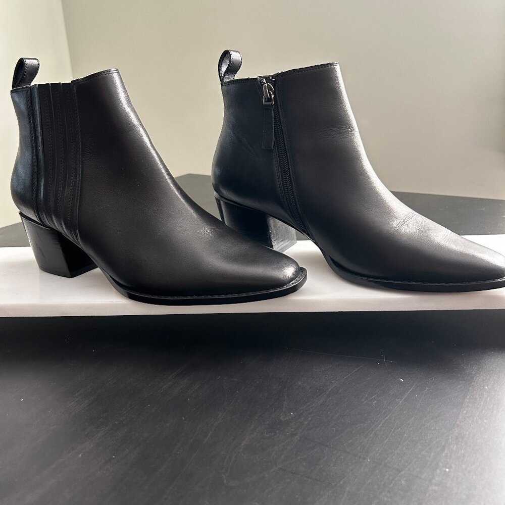 Linea Paolo black leather bootie Size 10 NEW FALL